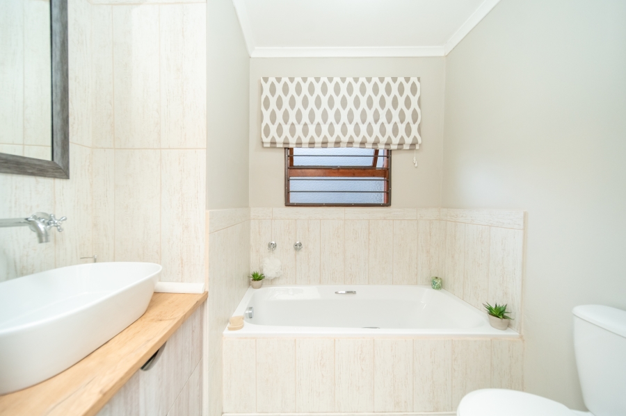 3 Bedroom Property for Sale in Abbotsford Eastern Cape